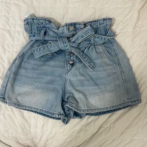 American Eagle Mom High Rise Shorts